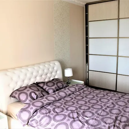 Apartment Parnu Mnt 48 *